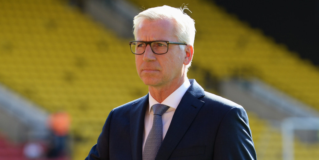Pardew not aware of Gayle contract talks