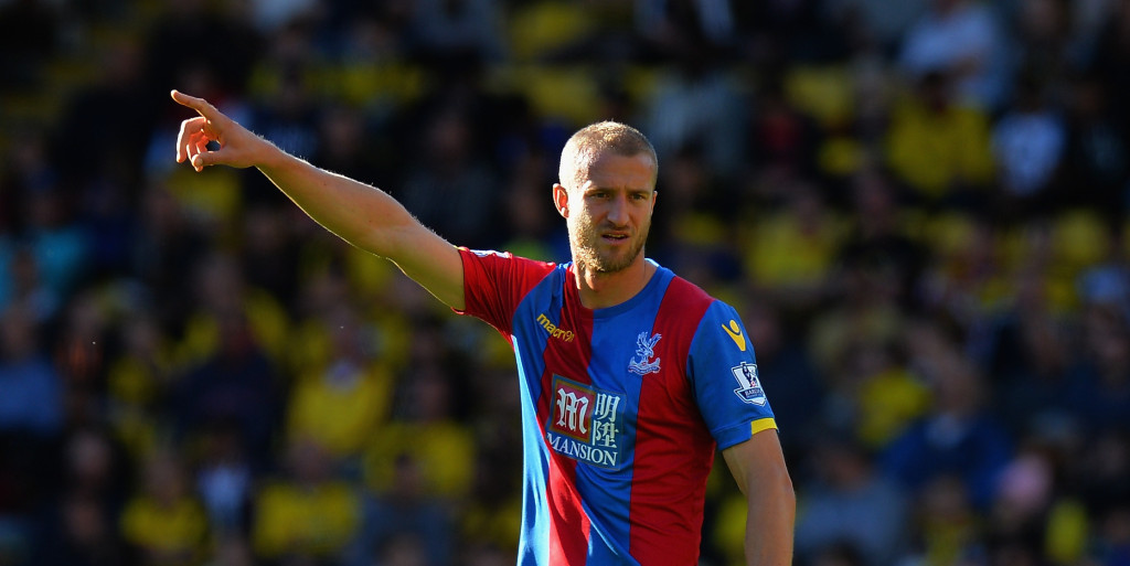 Hangeland – I have to do extra work to keep up