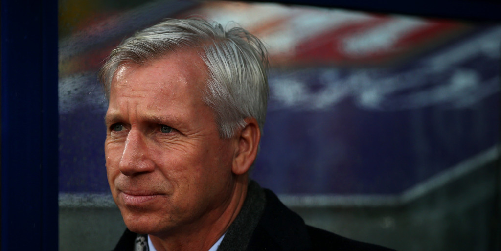 Alan Pardew plays down transfer rumours