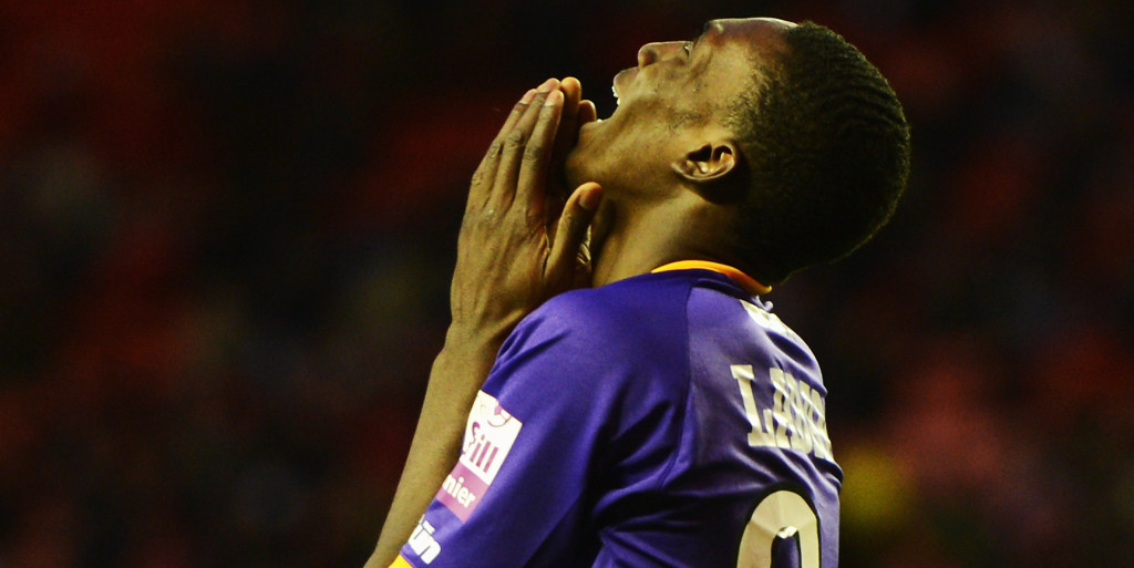 Palace take non-league striker on trial