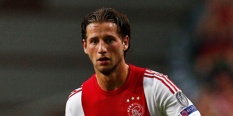 Palace join Leicester and Newcastle in chase for Dutch defender