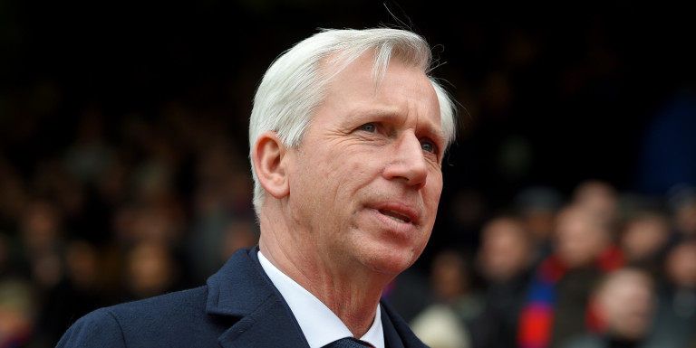 Pardew’s job safe despite winless run