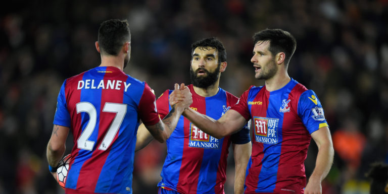 Dann replaces Jedinak as captain