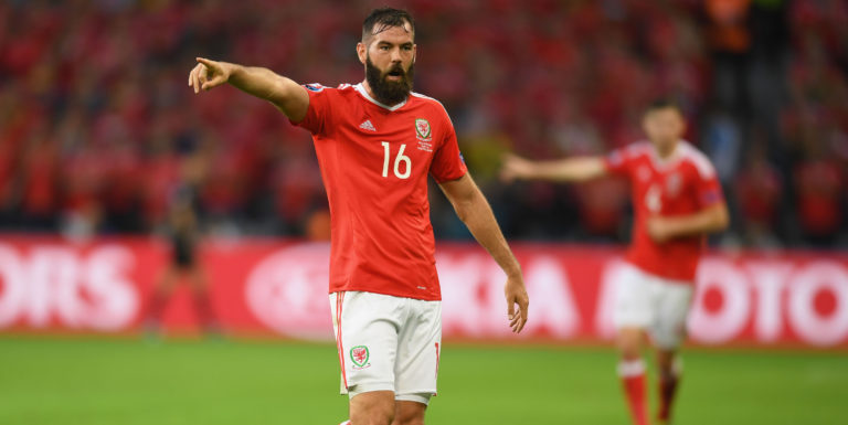 Aston Villa want to sign either Jedinak or Ledley this summer