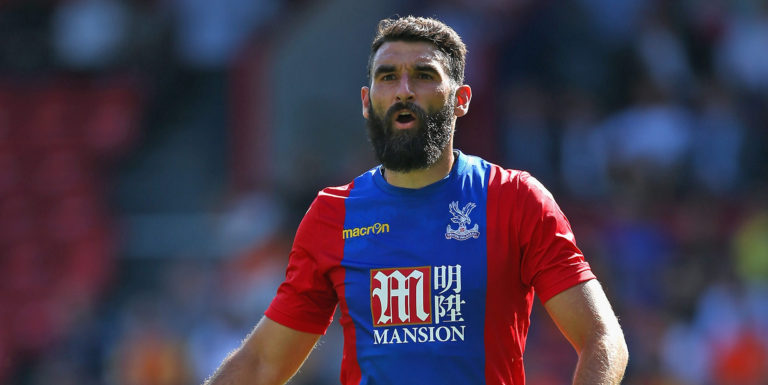 Crystal Palace fans unhappy with Jedinak sale