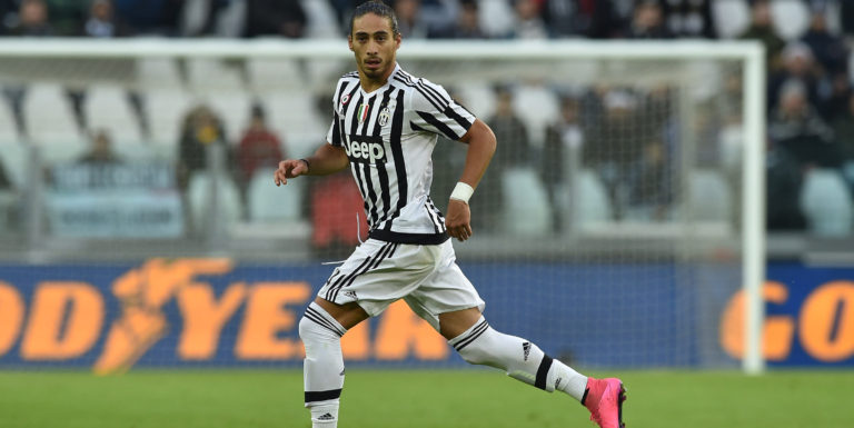 Martin Caceres set for Crystal Palace medical