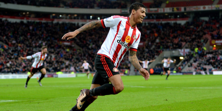 Palace target Van Aanholt eager to leave Sunderland