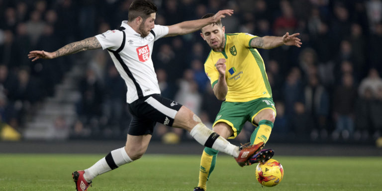 Crystal Palace agree deal to sign Robbie Brady