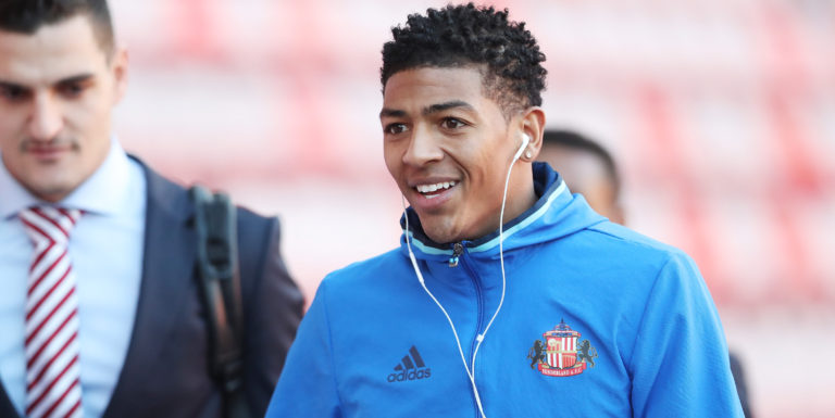 Van Aanholt set for Palace medical after fee agreed