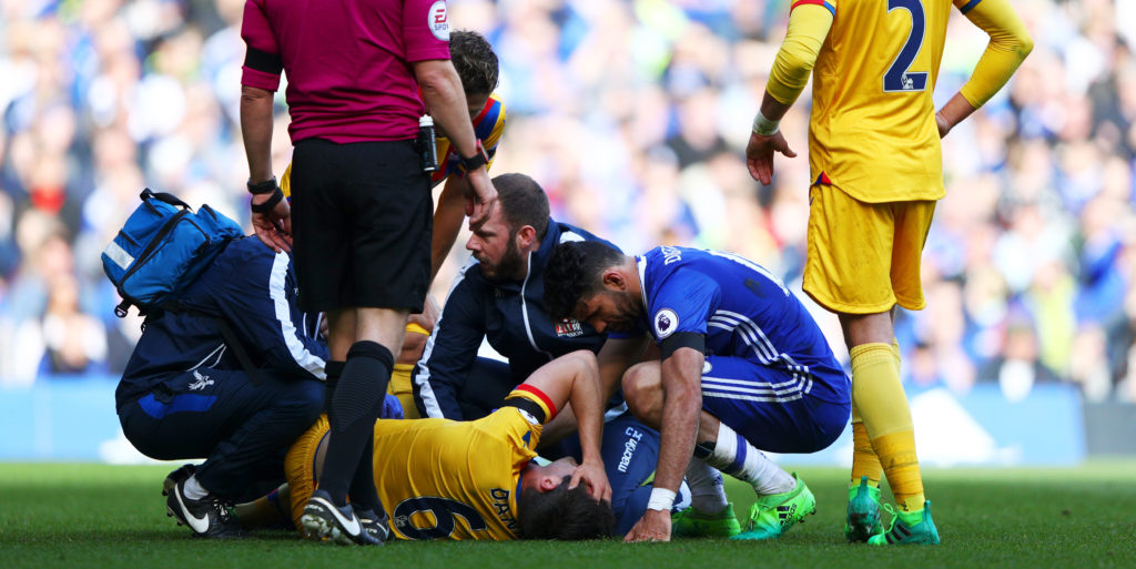Scott Dann suffers knee ligament injury