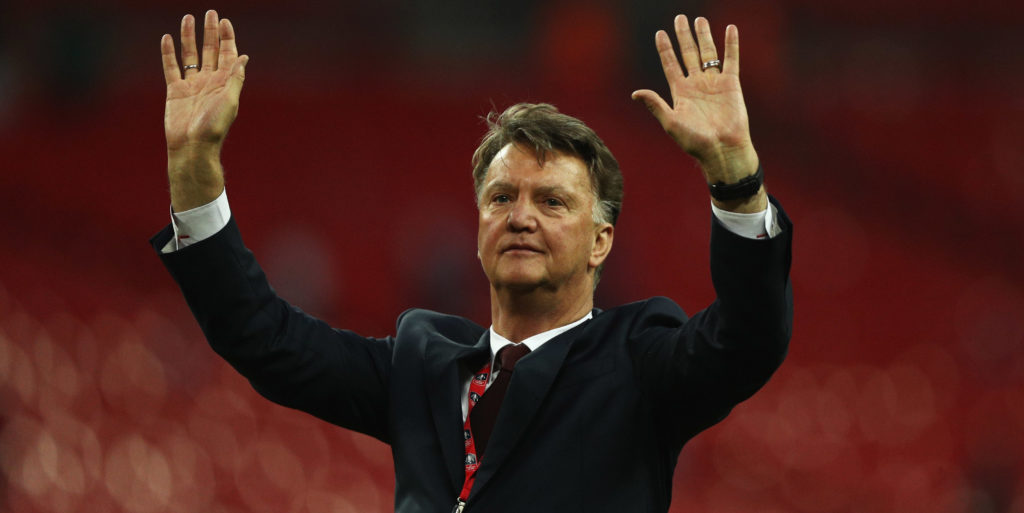 Palace board discussing deal for Louis van Gaal
