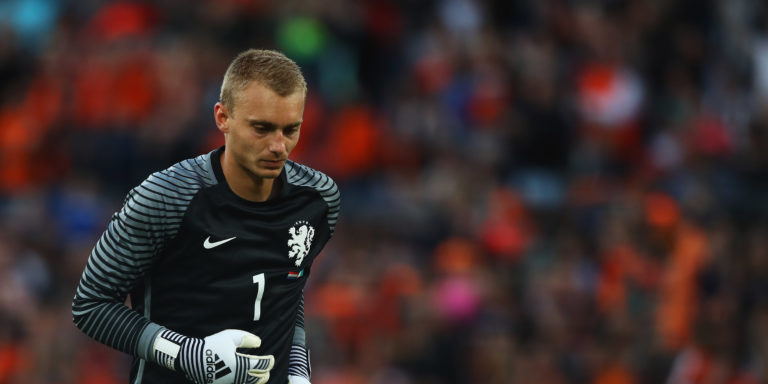 Cillessen rules out Barcelona exit