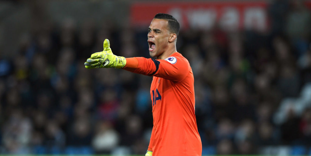 Palace interested Michel Vorm to solve ‘keeper crisis