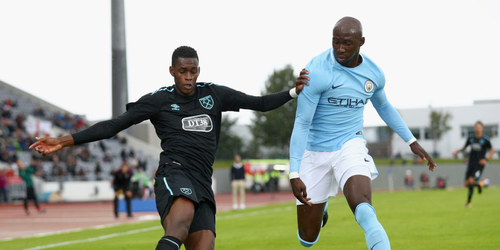 Eliaquim Mangala refuses Palace offer