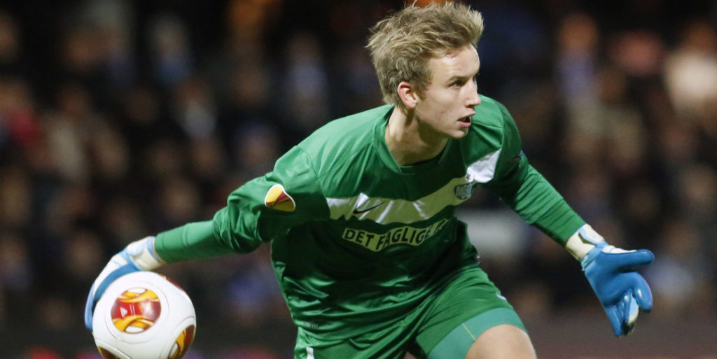 Palace chase Frederik Rønnow again after failing in summer