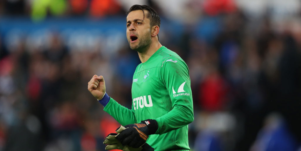 Crystal Palace linked with Lukasz Fabianski