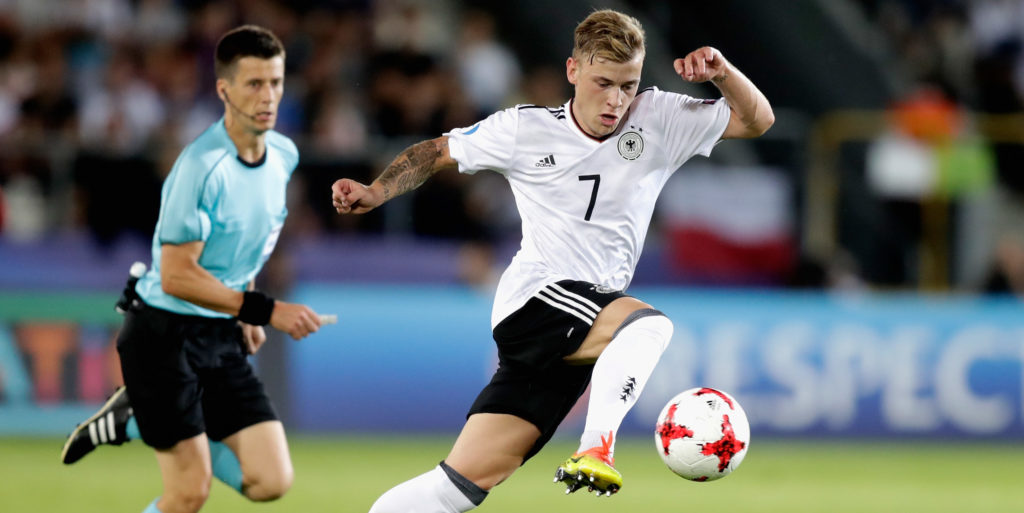 Palace set to sign Max Meyer on a free transfer