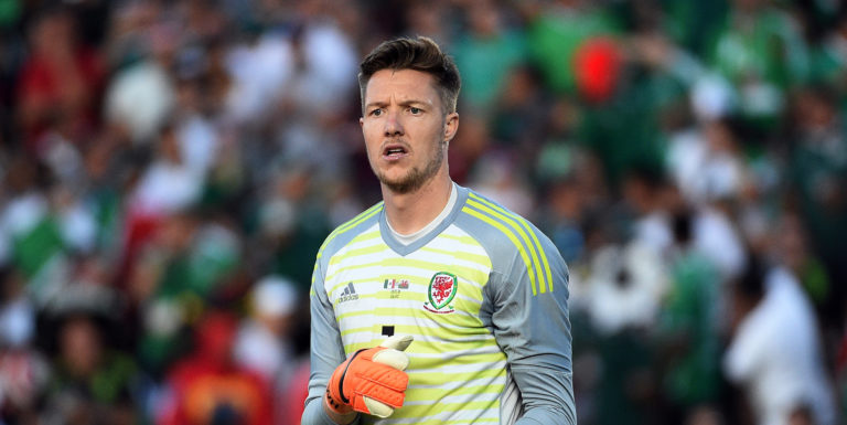 Hennessey pens new Palace deal