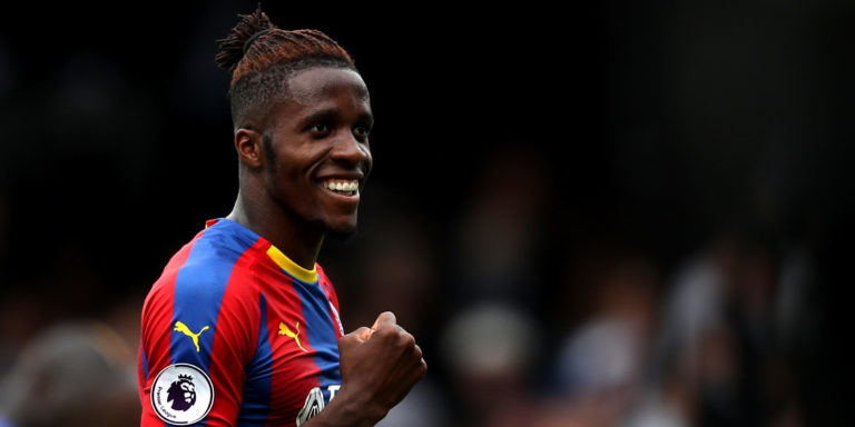 Hodgson expresses his delight with Zaha signing a new deal