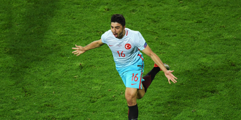 Crystal Palace eyeing Tufan swoop