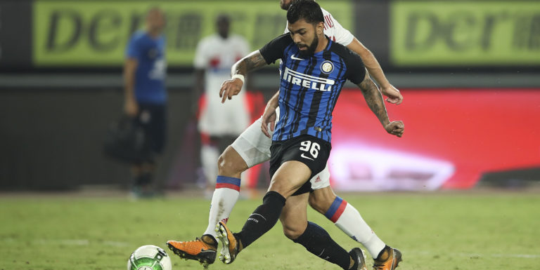 Santos hoping to keep hold of Palace target Gabriel Barbosa