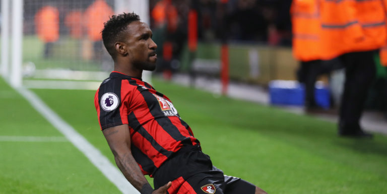 Hodgson denies reported interest in Defoe