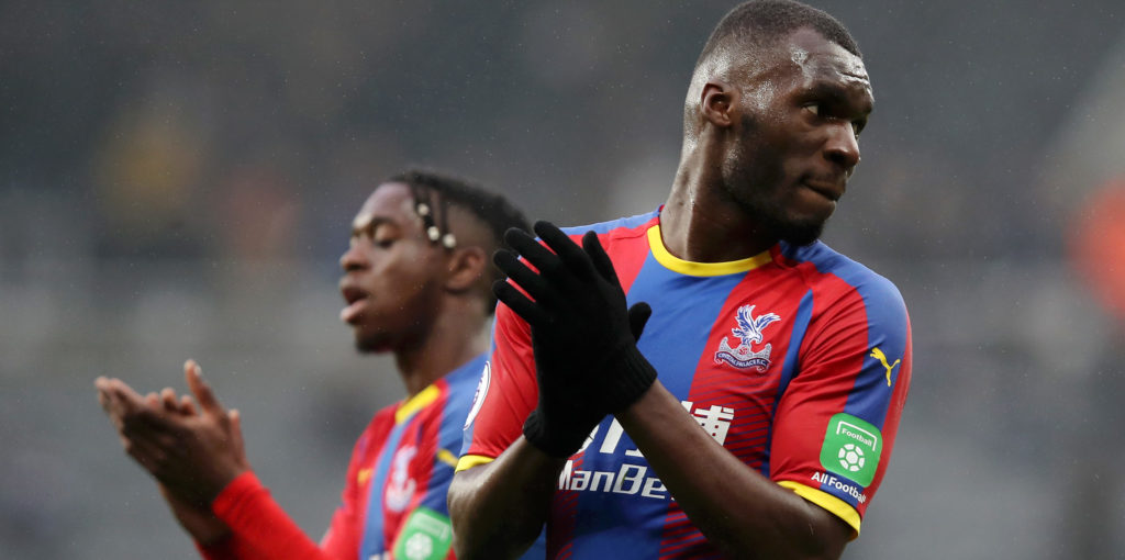 Benteke determined to remain with Palace this summer