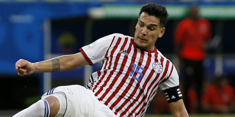 Palace tracking Paraguay defender Gustavo Gomez