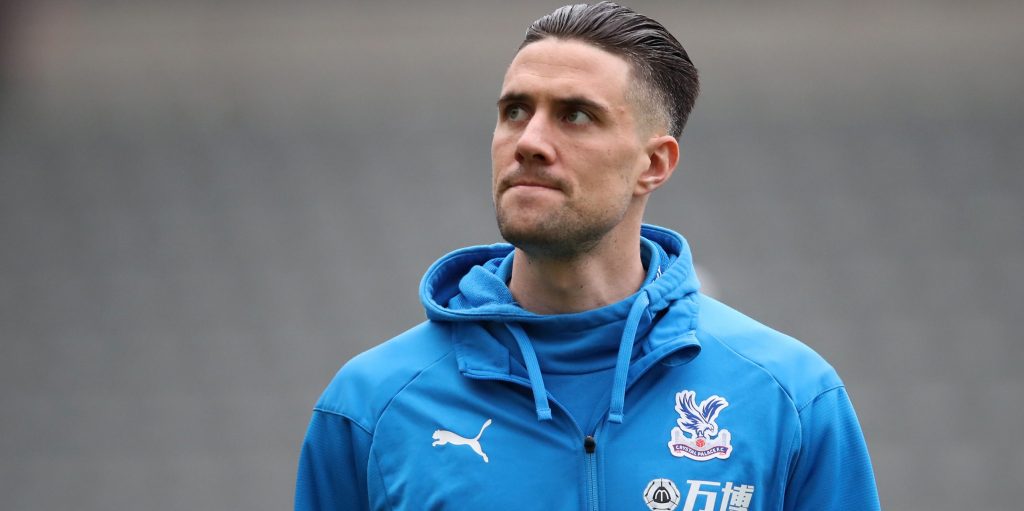 Hodgson confirms Kelly will miss Everton clash