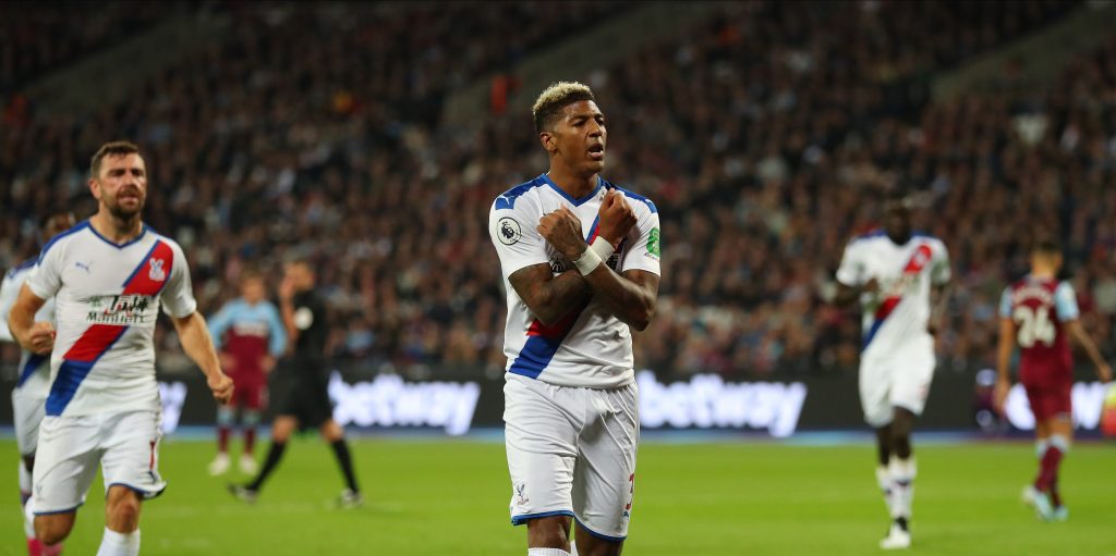 Tony Cascarino picks Van Aanholt in his Premier League TOTS