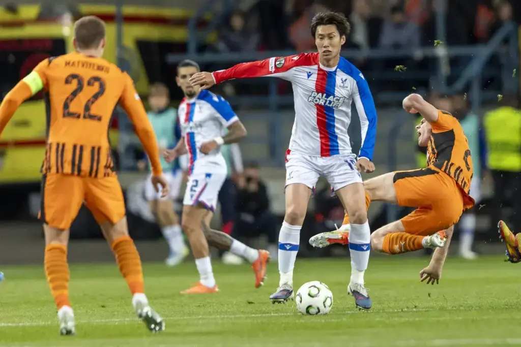 “F**k your stat padders” – Fans hail ‘unreal’ Crystal Palace duo after beating Shakhar 3-1