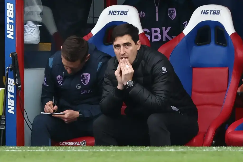 Crystal Palace ‘Head to Head’ With Chelsea For Oliver Glasner Successor
