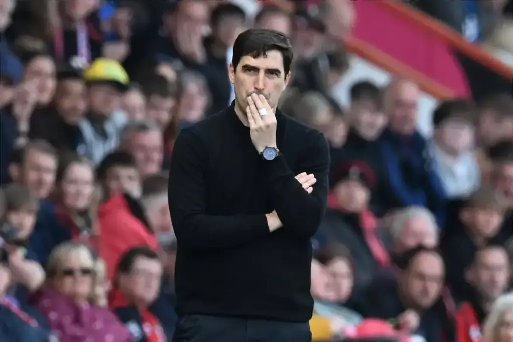 Crystal Palace Handed Another Boost in Andoni Iraola Pursuit