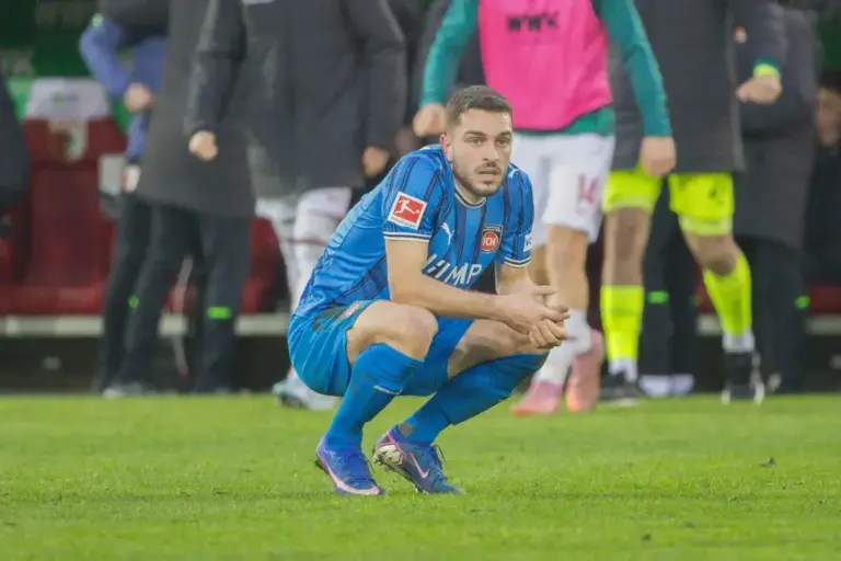 Crystal Palace want to beat Aston Villa to Bayern Munich starlet