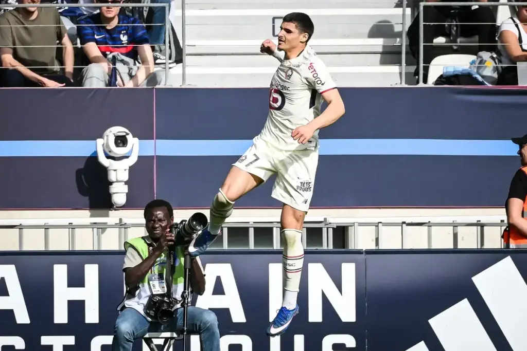 Crystal Palace battling Brighton for €60m Ligue 1 star