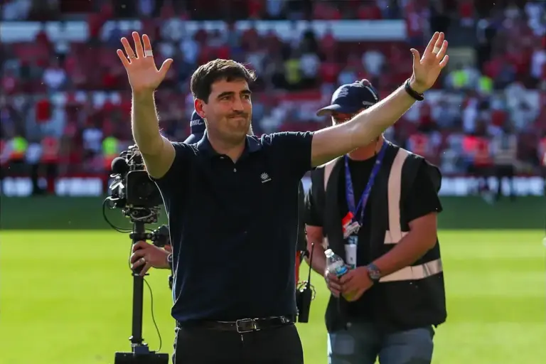 Crystal Palace handed Andoni Iraola blow as European giants eye Spaniard