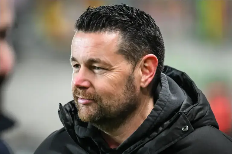 Pierre Sage breaks silence on Ismaila Sarr injury and £50m Liverpool offer