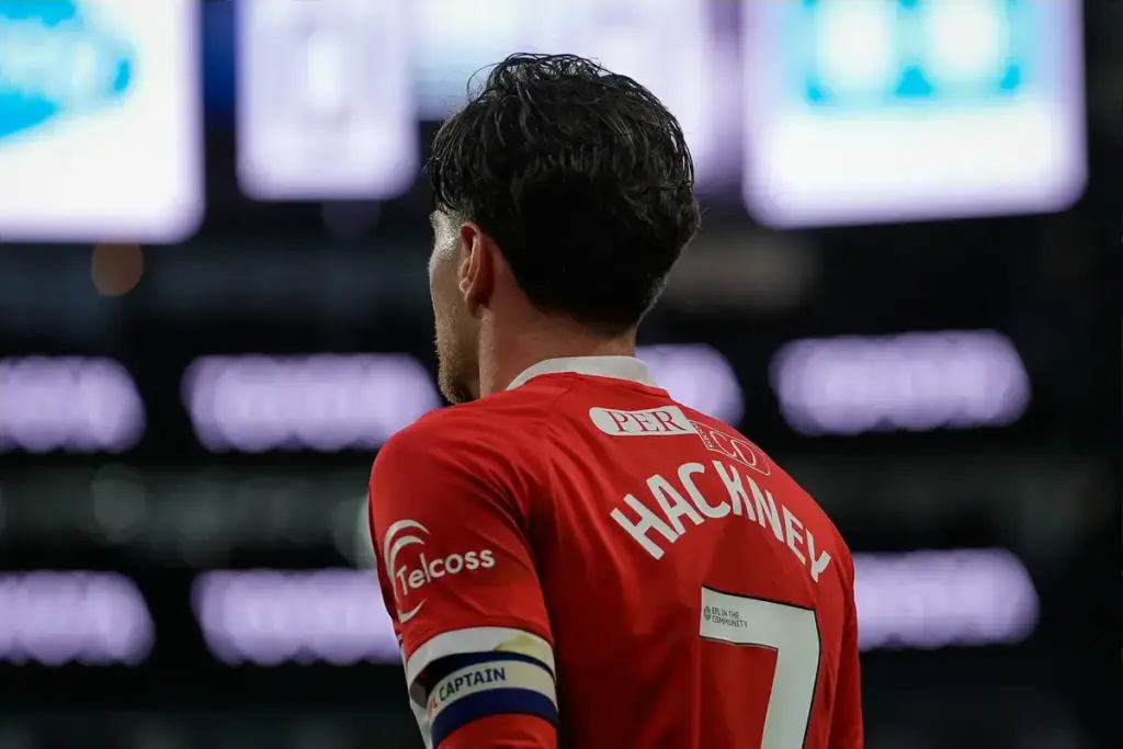 Crystal Palace ready £20m offer for Championship star