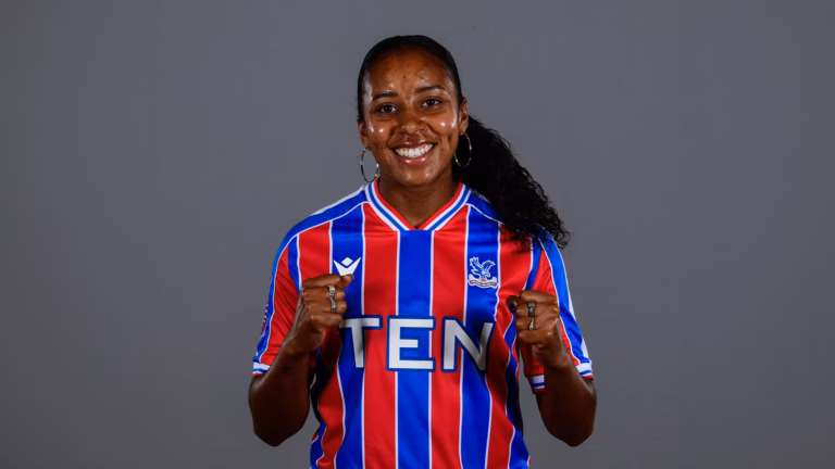 Ashleigh Weerden playing for Crystal Palace Women after signing new contract