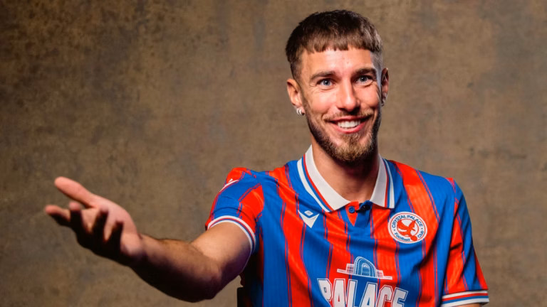 Crystal Palace confirm Oscar Mingueza signing on four year deal
