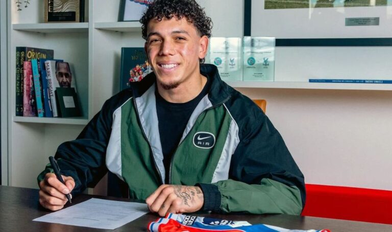 Rio Cardines Signs Crystal Palace Contract Until 2028