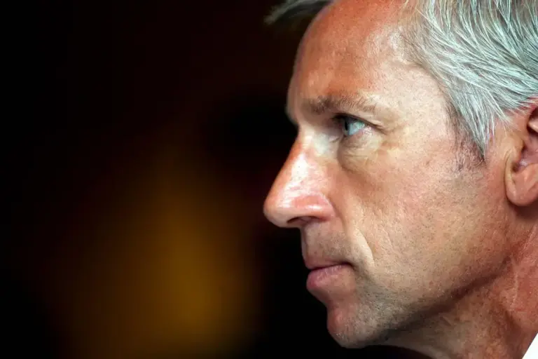 Alan Pardew Slams Oliver Glasner Over Nottingham Forest Move