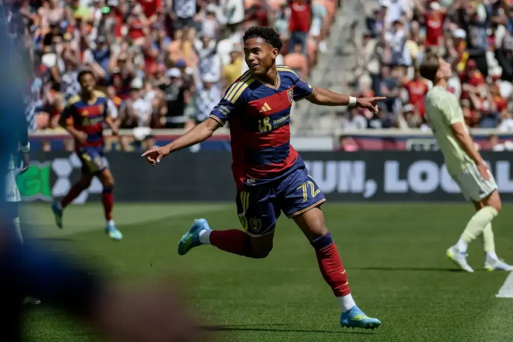 Crystal Palace close in on US starlet Zavier Gozo