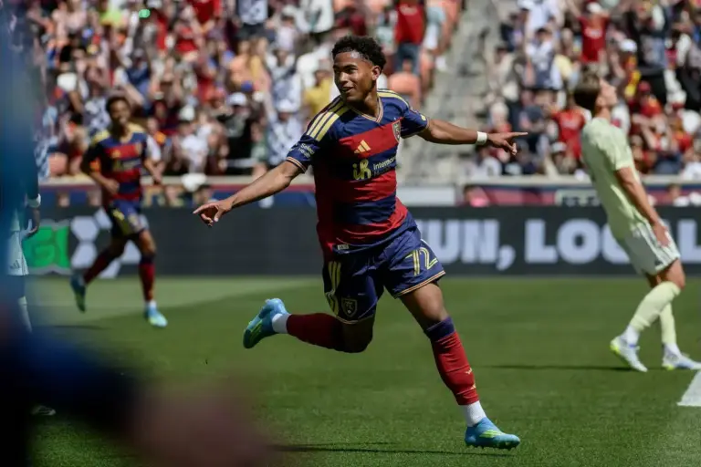 Crystal Palace close in on US starlet Zavier Gozo