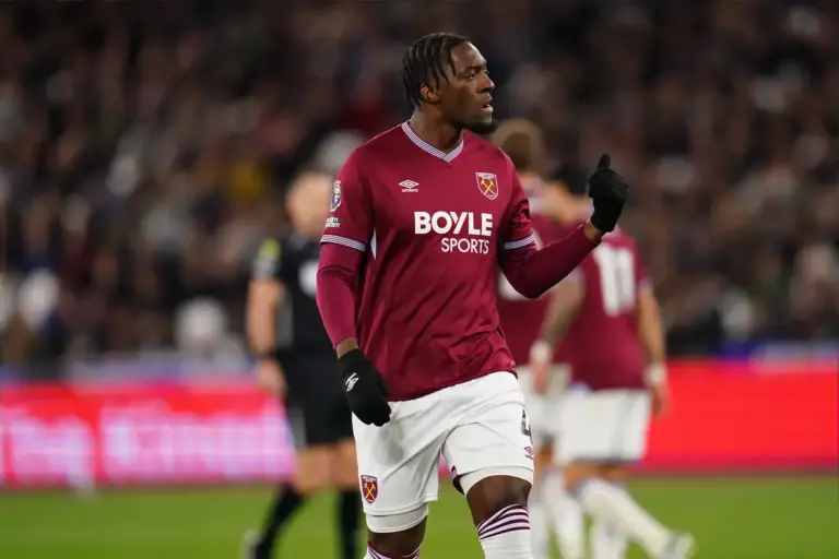 Palace target experienced Chelsea star after Lacroix exit