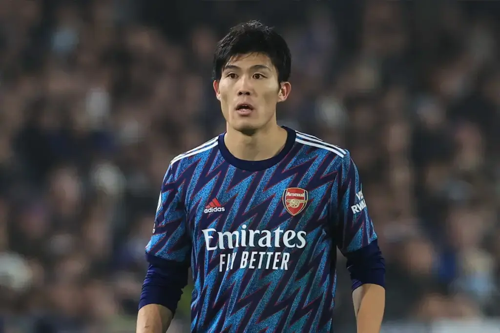 Crystal Palace set to sign Takehiro Tomiyasu after medical