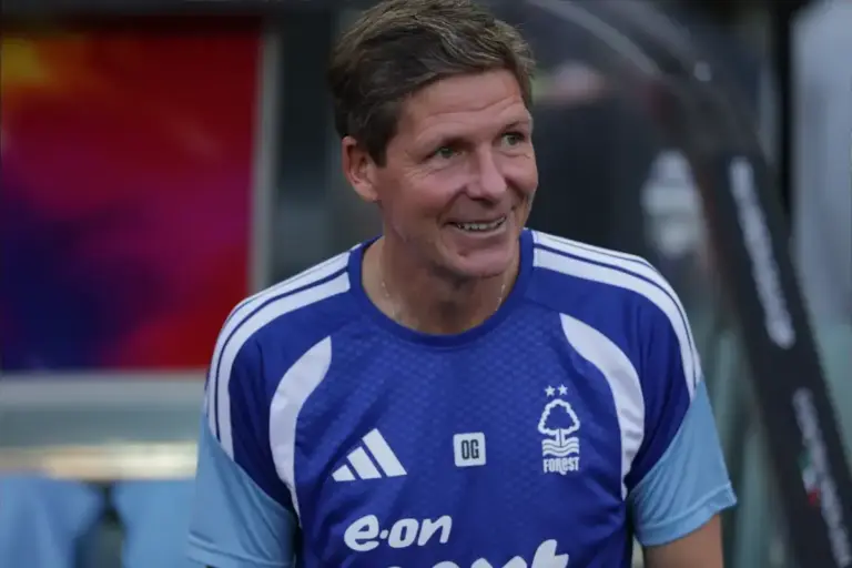 Nottingham Forest submit £20m bid for Crystal Palace star