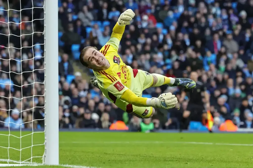 Crystal Palace goalkeeper Joe Whitworth nearing permanent Wigan Athletic transfer