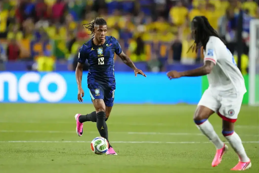 Crystal Palace keep close eye on Brazilian midfield duo