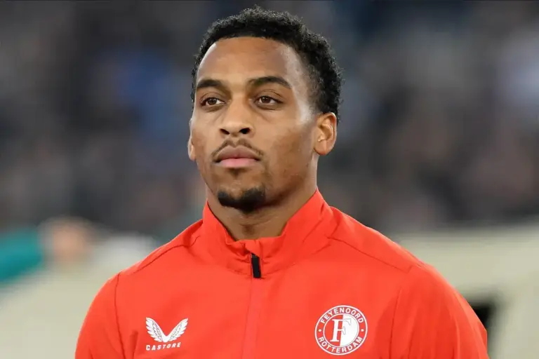 Quinten Timber Transfer Collapses: Why Crystal Palace Missed Out on Marseille Star